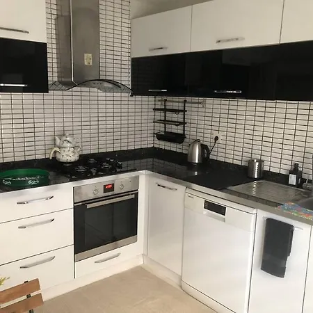 Lara Denize Sifir Havuzlu Sifir Esyali 2 Yatak Odali Muhtesem Ev Apartmán
