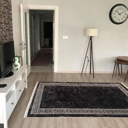 Lara Denize Sifir Havuzlu Sifir Esyali 2 Yatak Odali Muhtesem Ev *