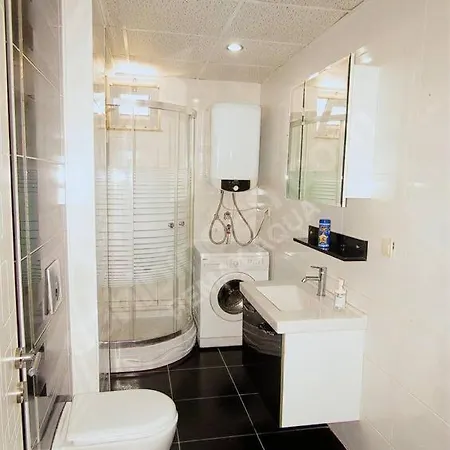 Lara Denize Sifir Havuzlu Sifir Esyali 2 Yatak Odali Muhtesem Ev Apartmán *