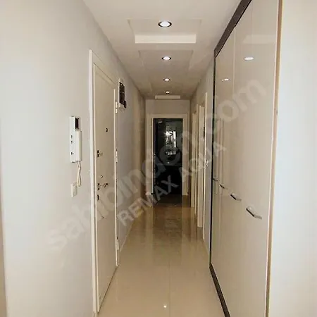 Lara Denize Sifir Havuzlu Sifir Esyali 2 Yatak Odali Muhtesem Ev Apartment
